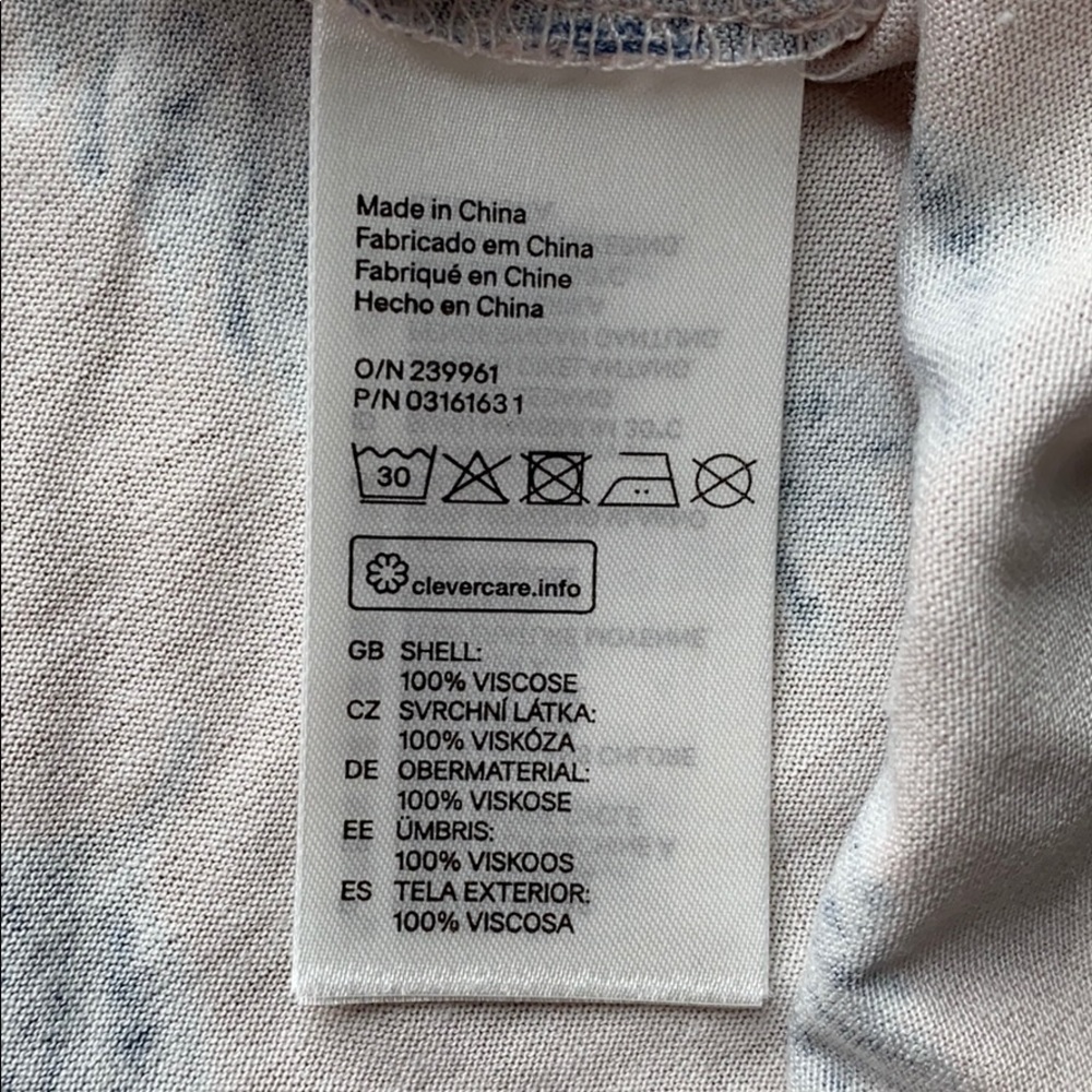 H&M Feather Tank - Picture 5 of 5